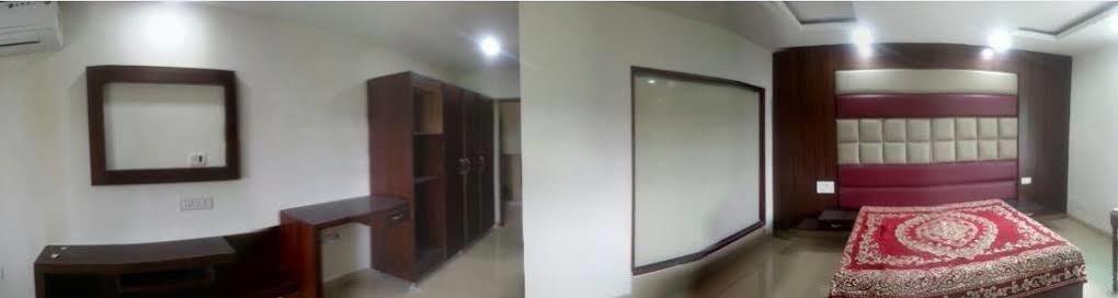 Hotel Ng Paradise Jagādhri Kültér fotó